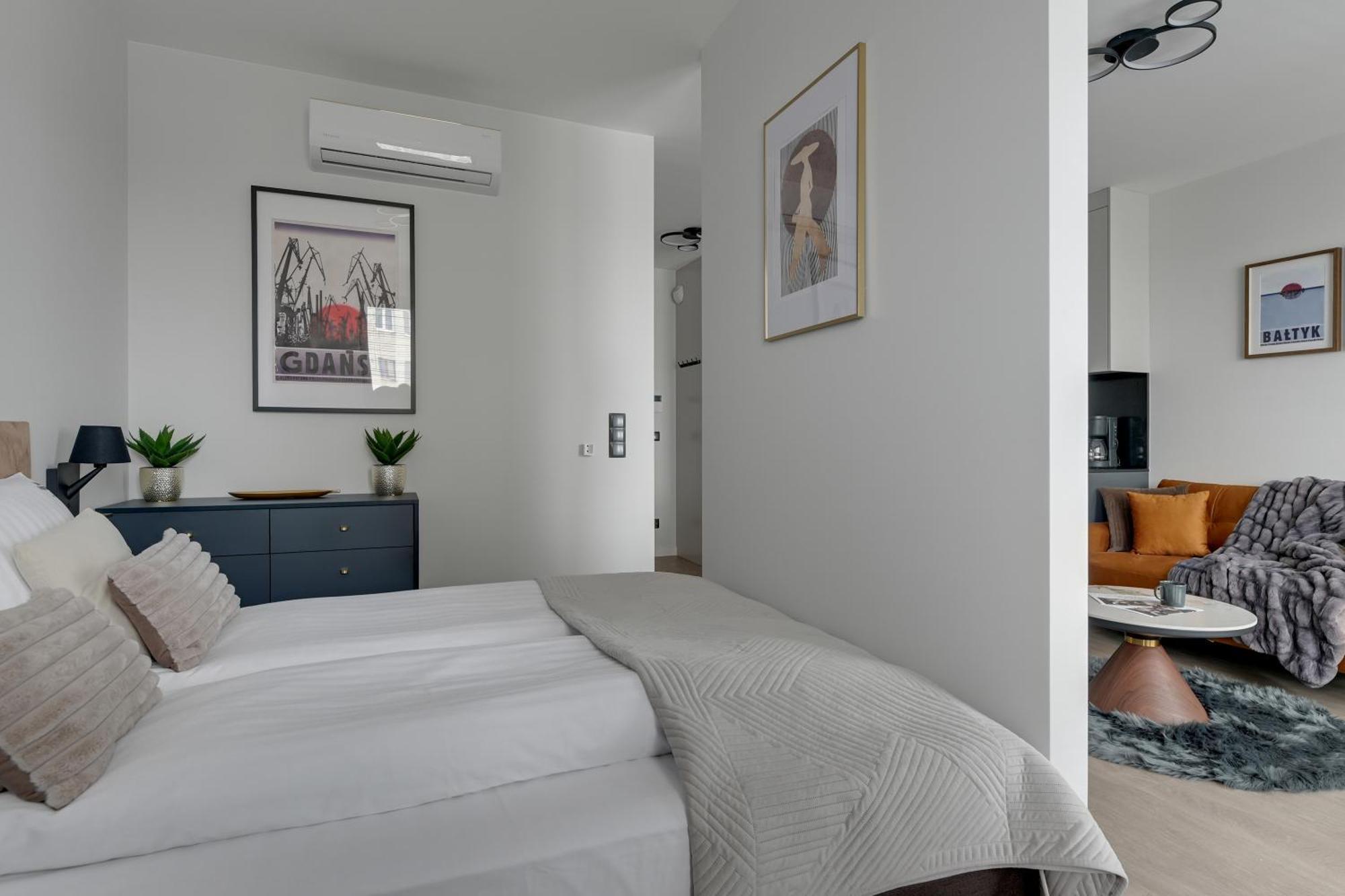 Scala City Center Apartments With Parking By Lion Apartments — Zdjęcia 3